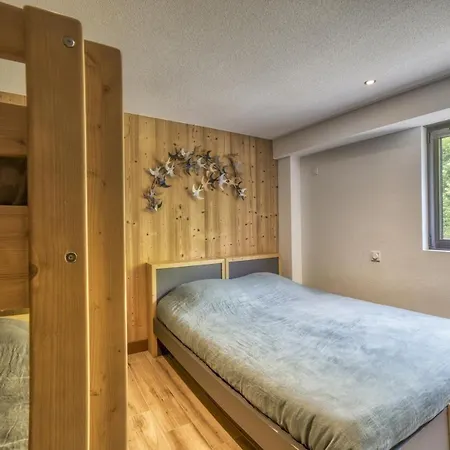 Hellebore Apartment Morillon
